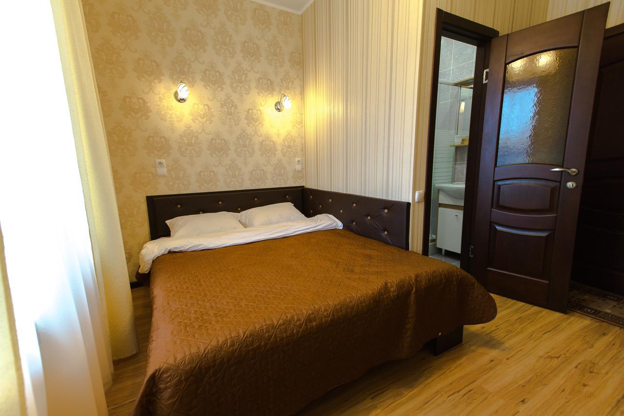 Hotel Hizhina Petropavlovsk Exterior photo